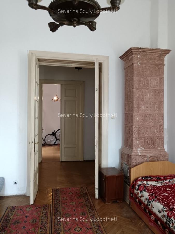 Piata Unirii casa burgheza boema deschidere stradala 24m, curte privata garaj - 3