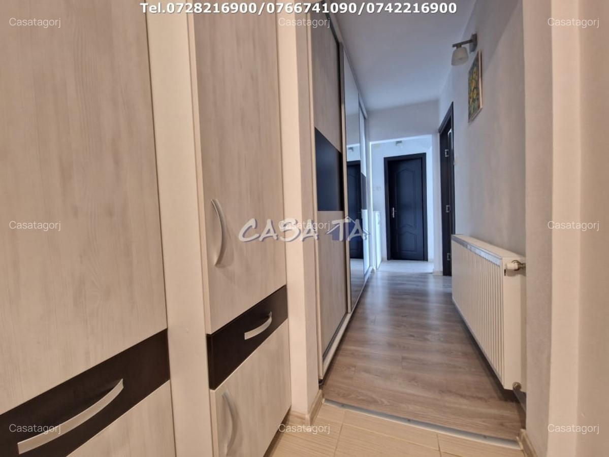 Apartament 3 camere, situat in Targu Jiu, Bld Ecaterina Teodoroiu - 13