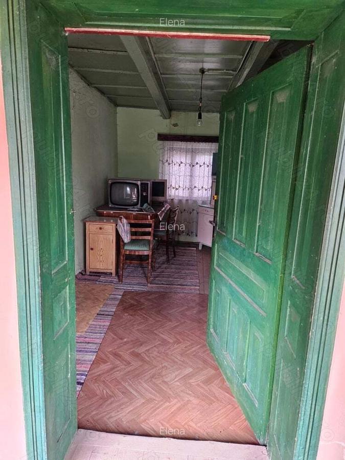 Casa de vanzare la tara - 4