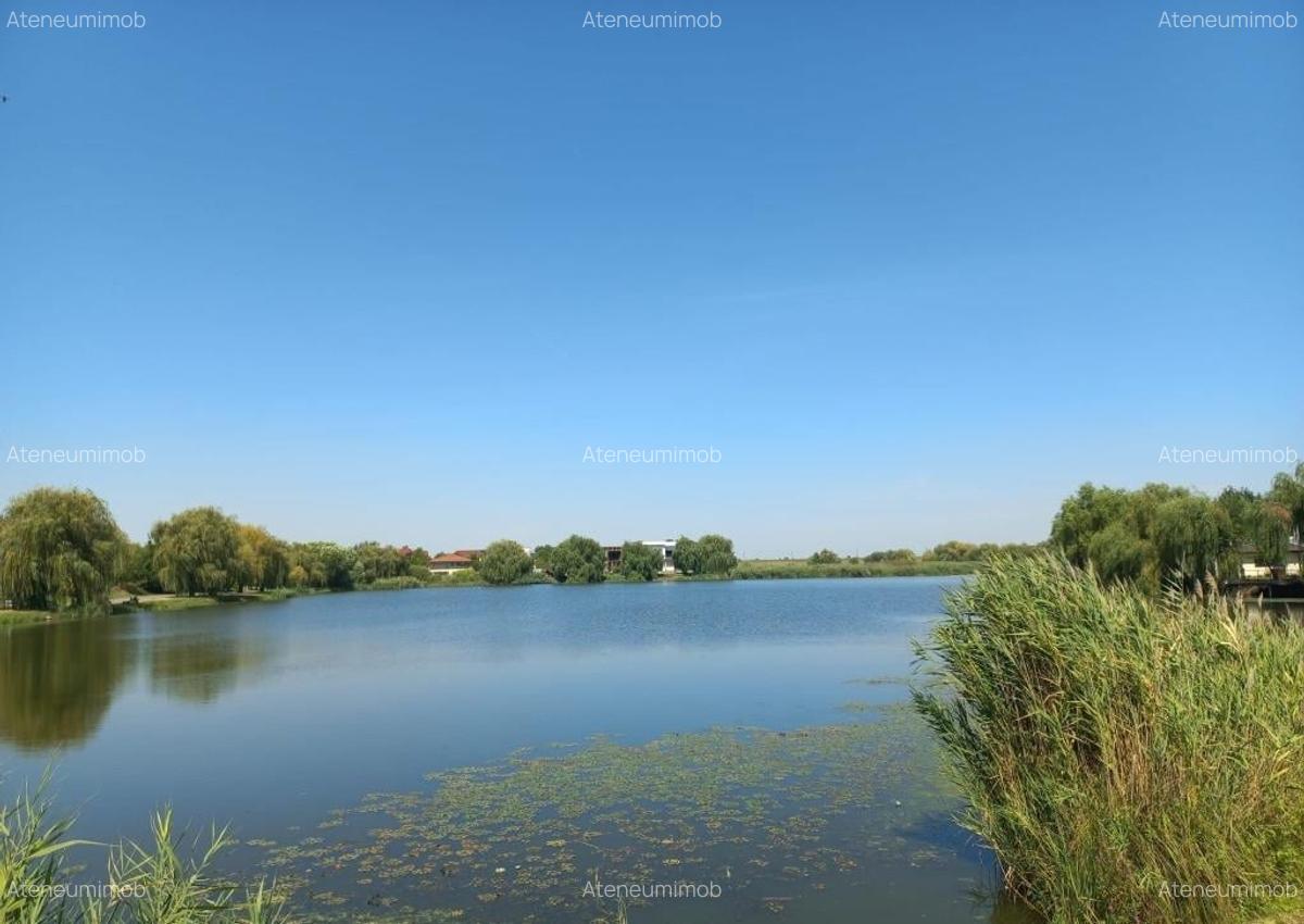 Teren cu deschidere generoasa la doar 100 de metri de lac- zona Viitorului - 1