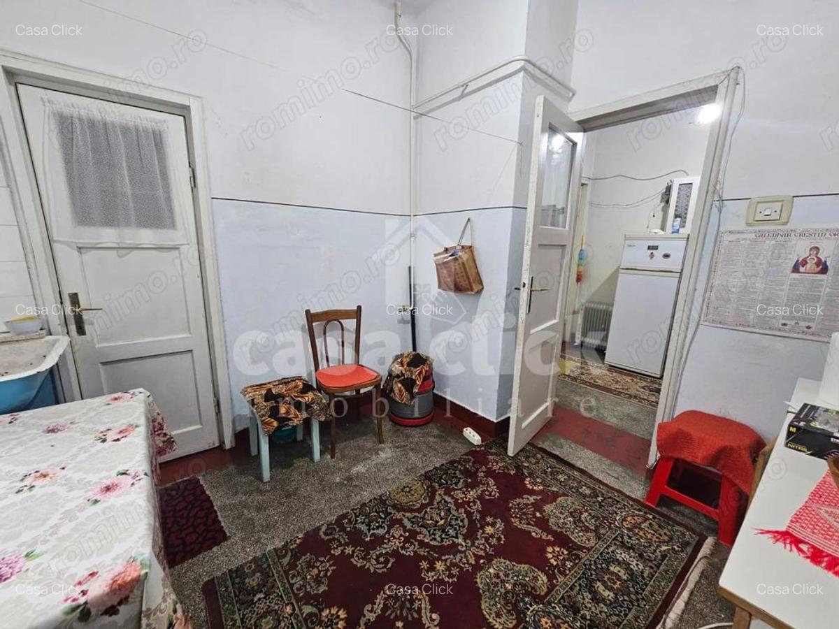 Apartament cu poten?ial ?i lini?te, parter inalt, pe strada Cezar col? cu Traian - 7 Apartament cu poten?ial ?i lini?te, parter inalt, pe strada Cezar col? cu Traian - 7