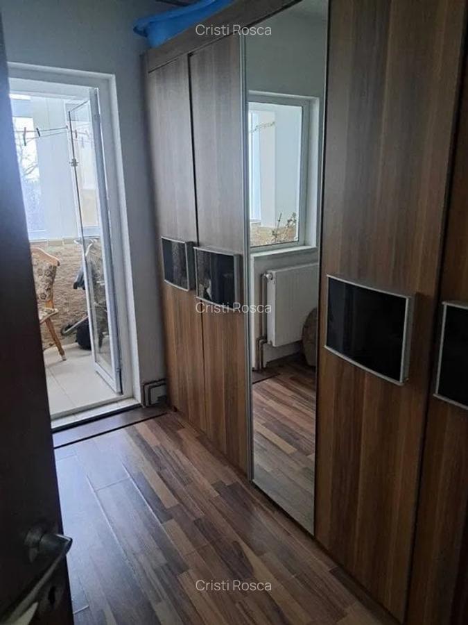 INEL II-APARTAMENT CU 4 CAMERE MOBILAT COMPLET GAZE LOC PARCARE - 6