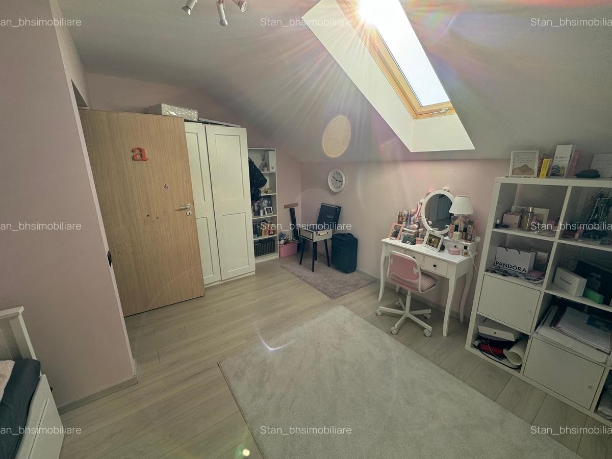 Tunari, Str. Campului, Casa tip Vila, 5 Camere, Teren 1900 mp - 28