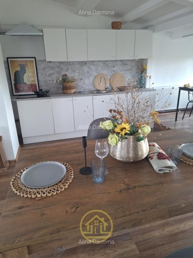 VANZARE Apartament cu trei camere ,situat intr-o vila din Voluntari - 3