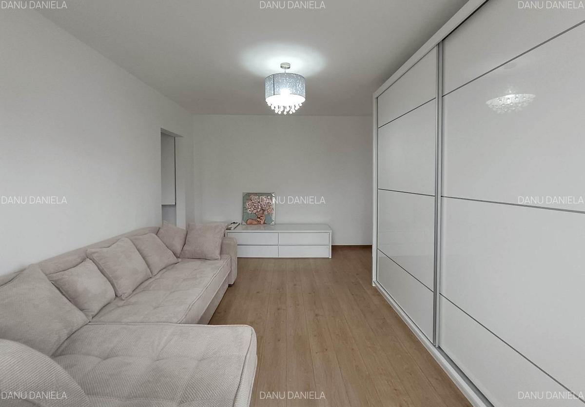 Apartament 2 camere- Centrul Civic Brasov- complet renovat - 2