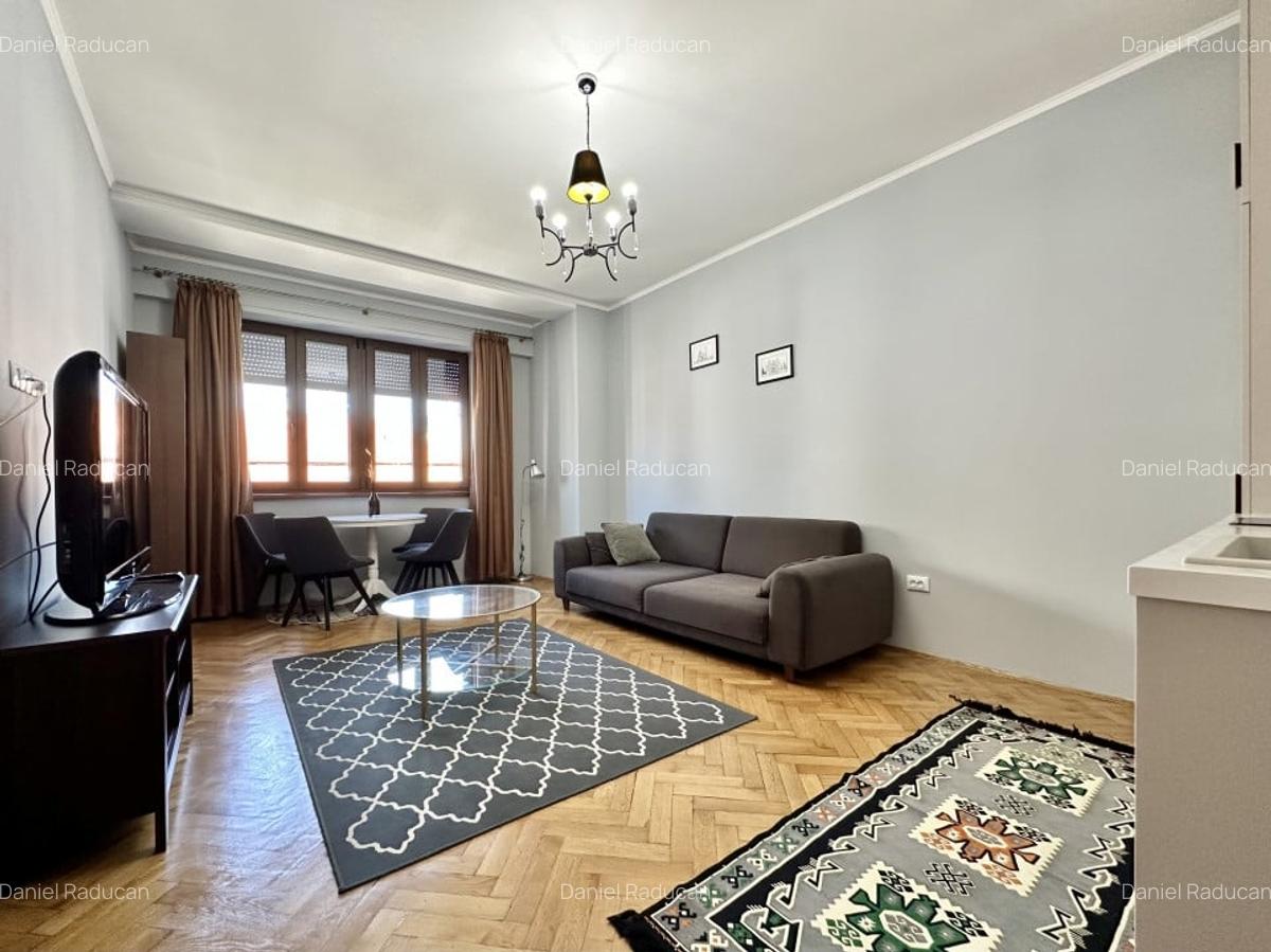 Inchiriere Apartament 3 camere, ultracentral, Bulevardul Eroilor - 1