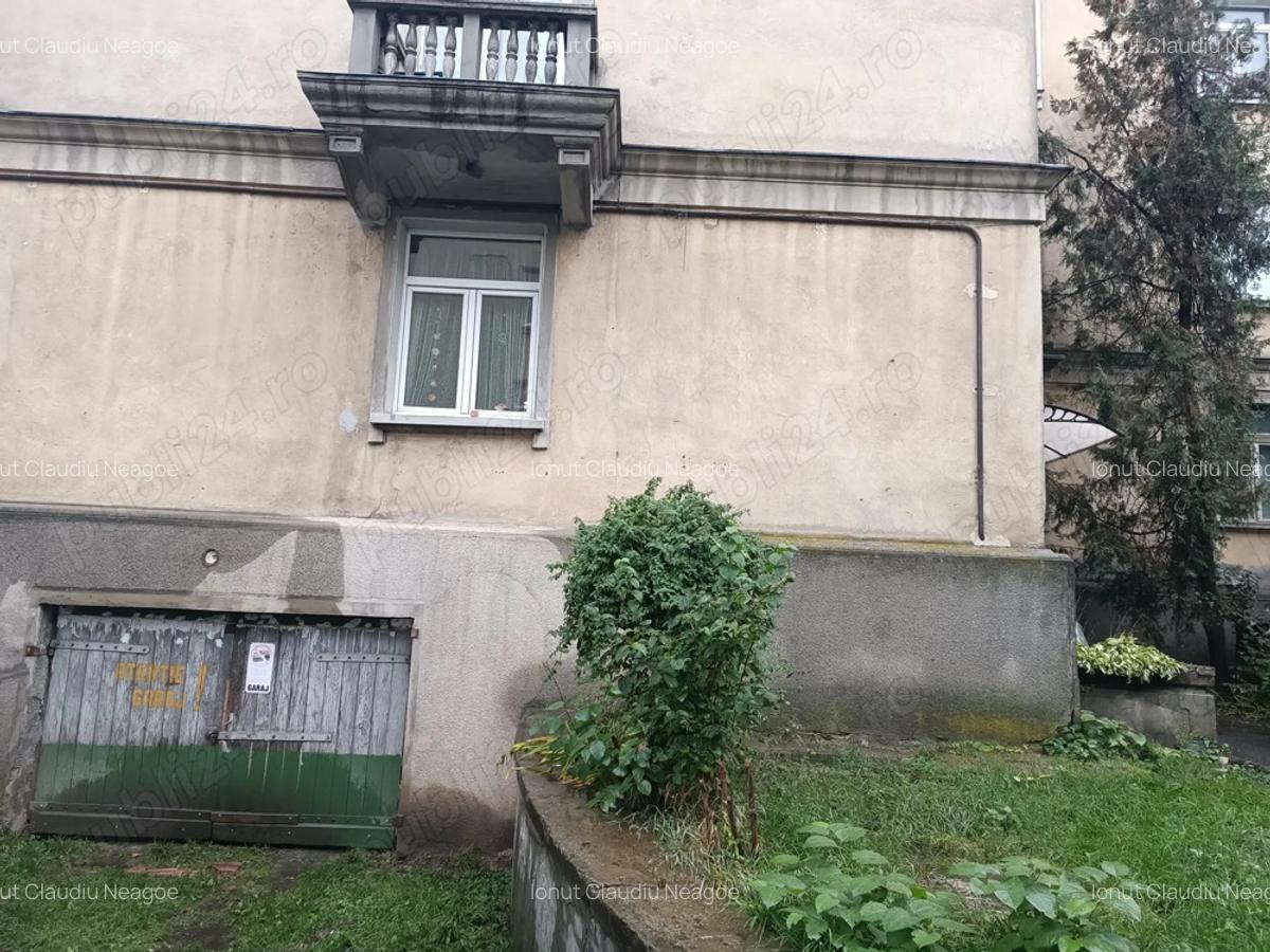 Garsoniera spa?ioasa de vanzare in zona istorica a Bra?ovului - 9
