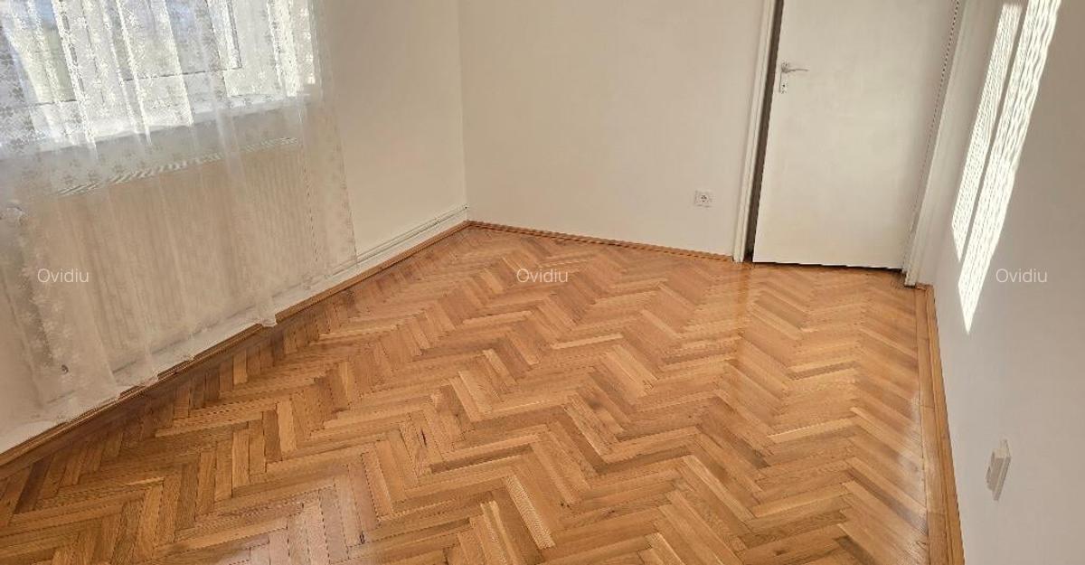 Vand sau inchiriez apartament 4 camere in Deva, Pieta Centrala, et. 3 - 3