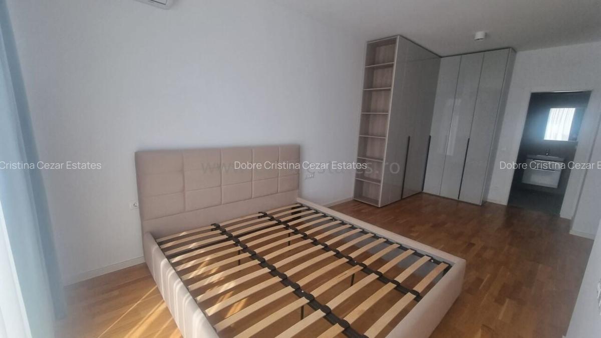 Apartament cu 4 camere decomandat în Băneasa - 21