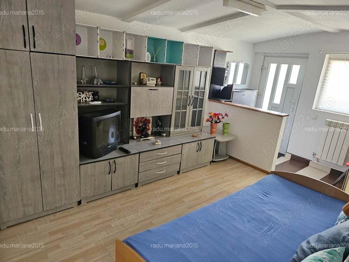 Garsoniera la curte la 10 minute de statia de metrou aparatorii partiei pentru o singura persoana ne - 3