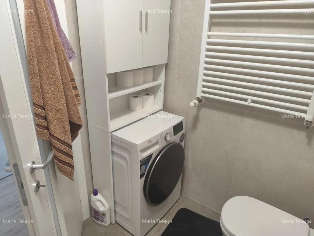 Apartament cu 2 camere decomandat în Tractorul - 8