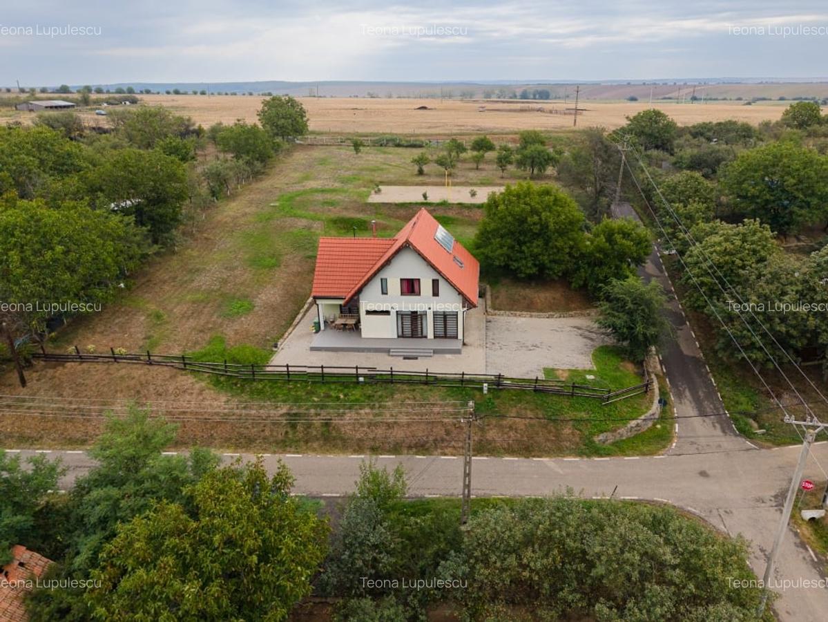 Teren intravilan 1584 mp in Murani - ideal pentru casa sau pensiune - 3