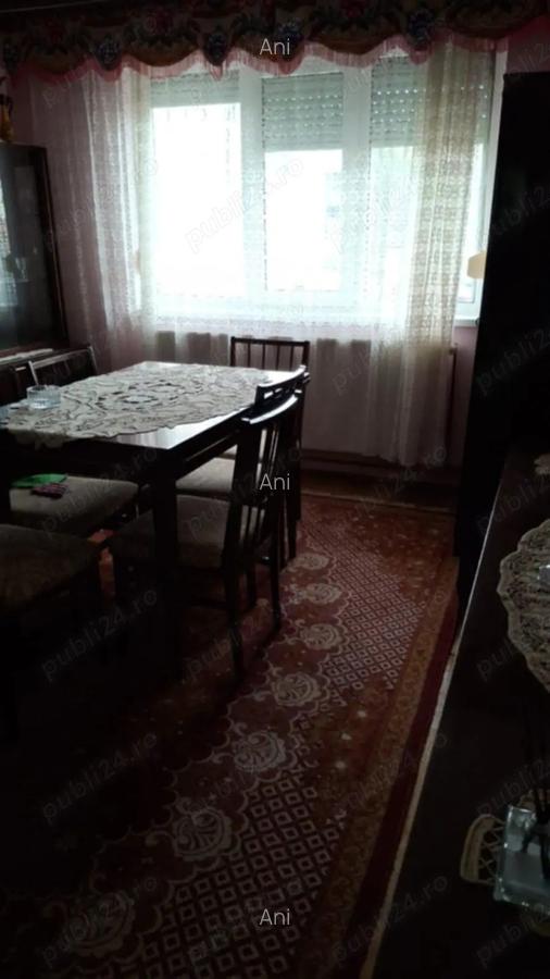 Apartament 3 camere decomandat etaj 1 - 7