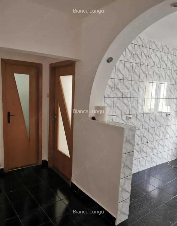 Apartament de 2 camere ( Suprafara mare ) -Racadau - 2