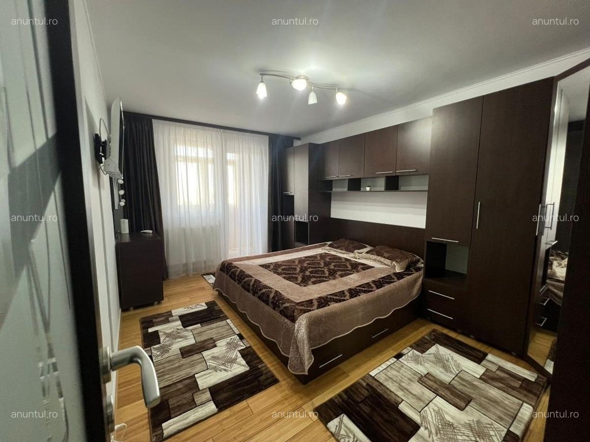 Lacul Tei, Maica Domnului aproape Parcul Circului - 1