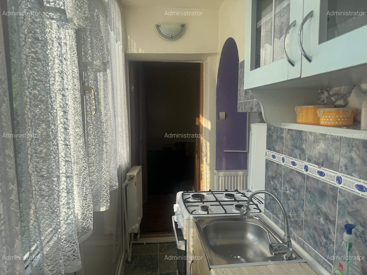 1 cam, etaj 1, 26 mp, bloc caramida, zona Zahana - 14