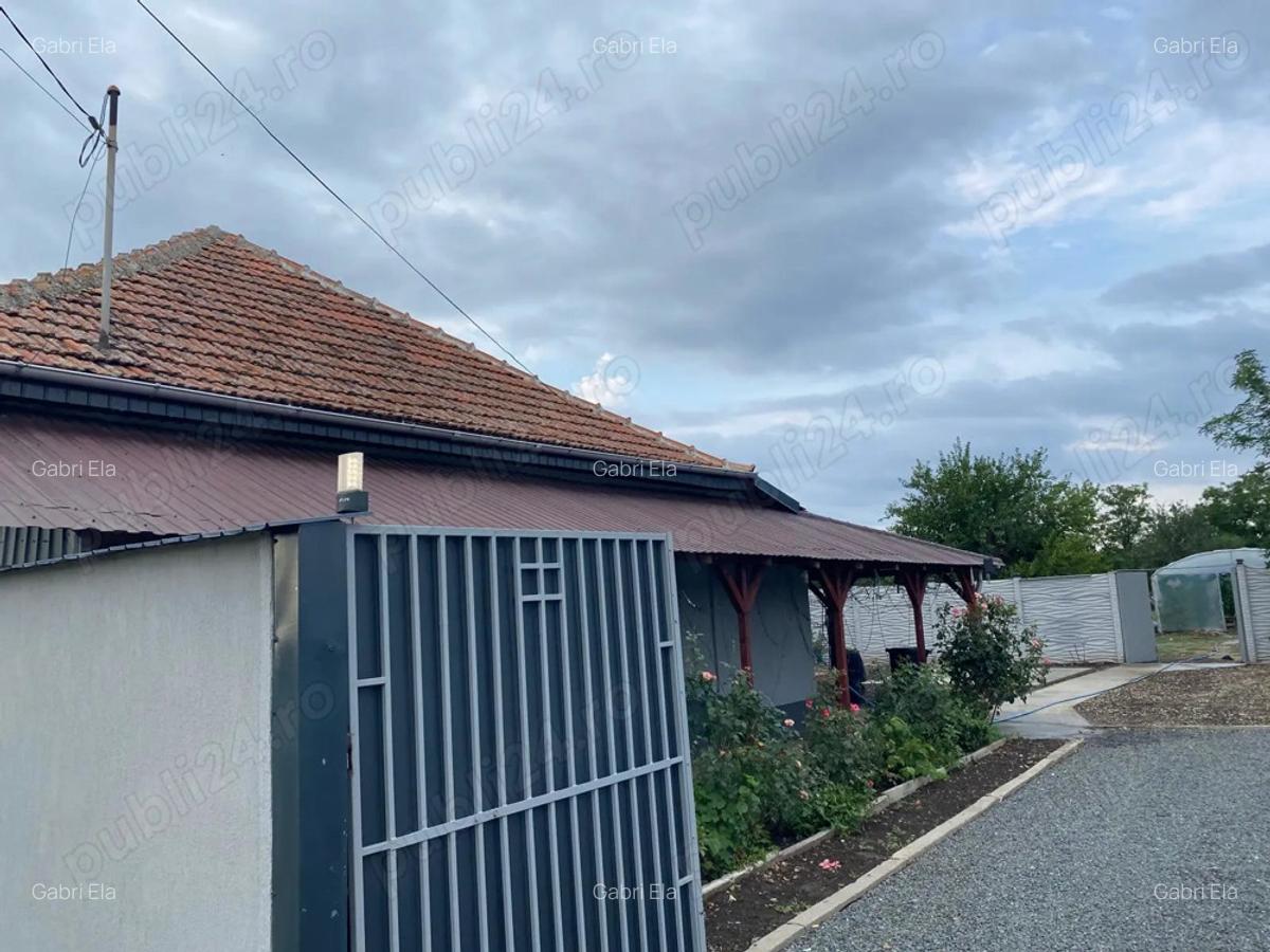Casa de vanzare excelenta pentru mutat direct! - 11