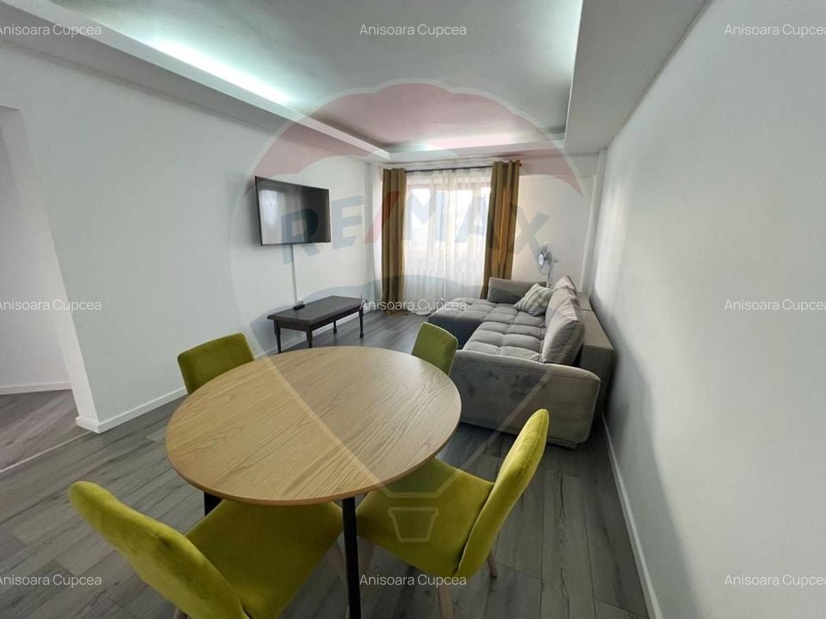 Apartament cu 3 camere de inchiriat - 2