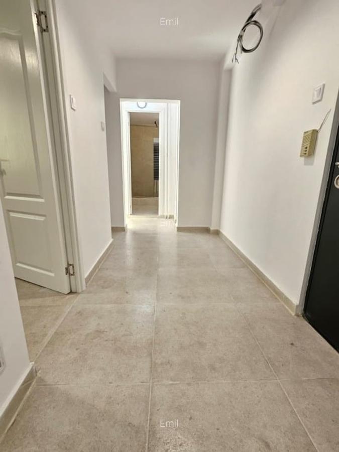Apartament 2 camere etaj 2 - str. Aurel Botea - 6