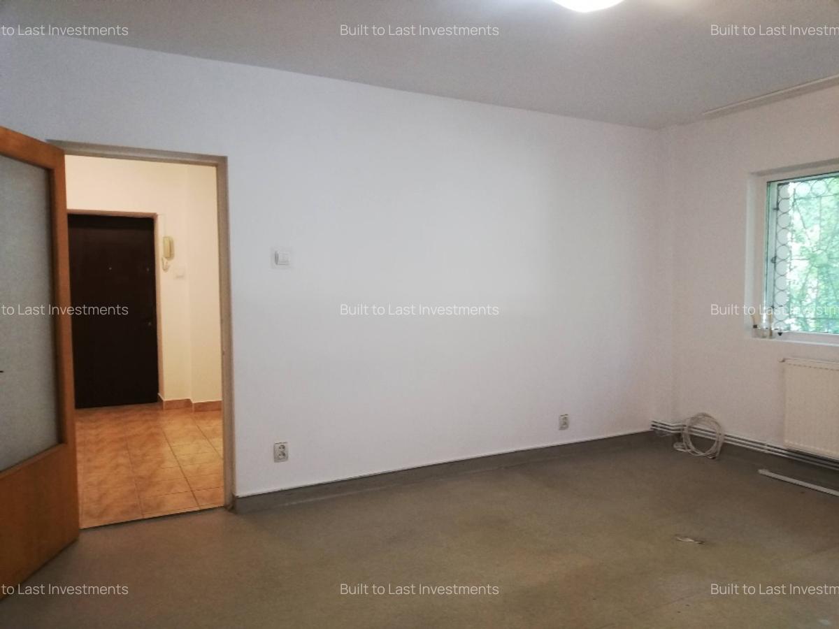 Polona apartament ideal pentru locuit sau activități profesionale - 7