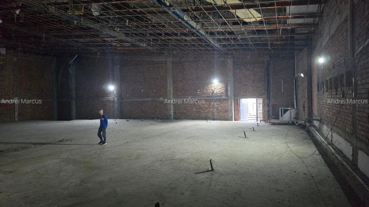 Inchiriez/vand spatiu comercial 800 mp open space Bl. Tomis Central - 3