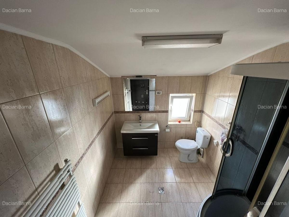 Apartament cu 2 camere finisat modern în Giroc - 16