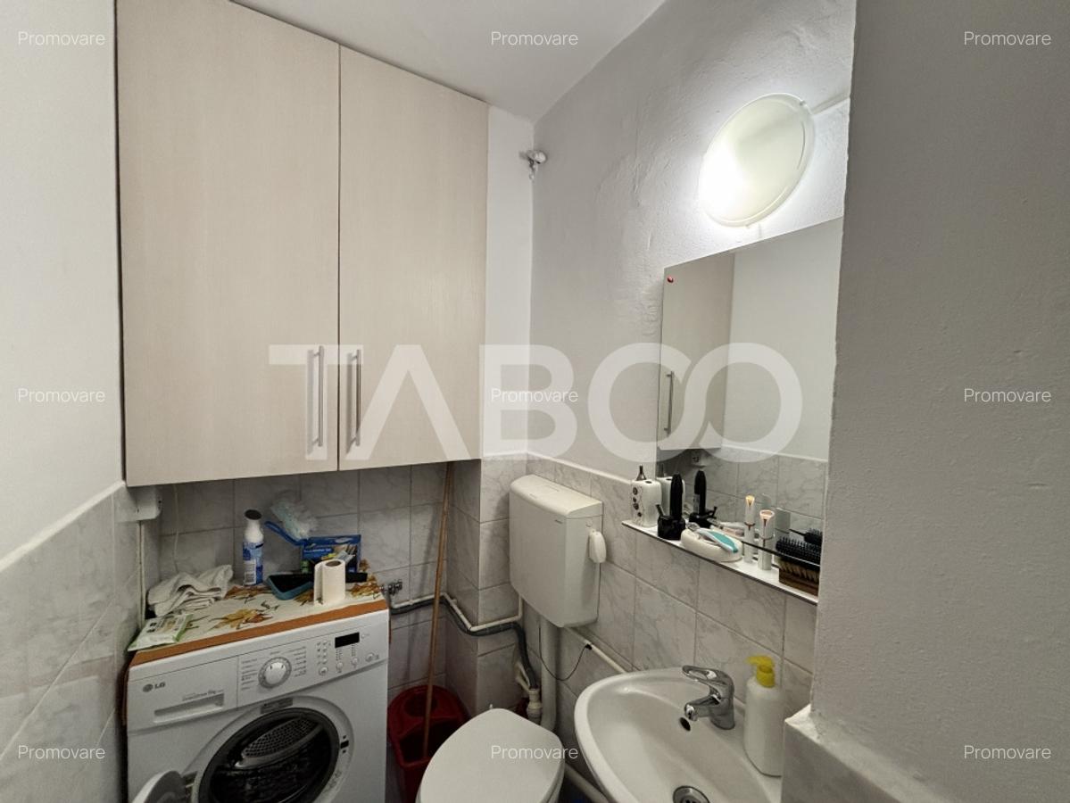 Apartament de vanzare  3 camere cu pivnita zona Valea Aurie - 17