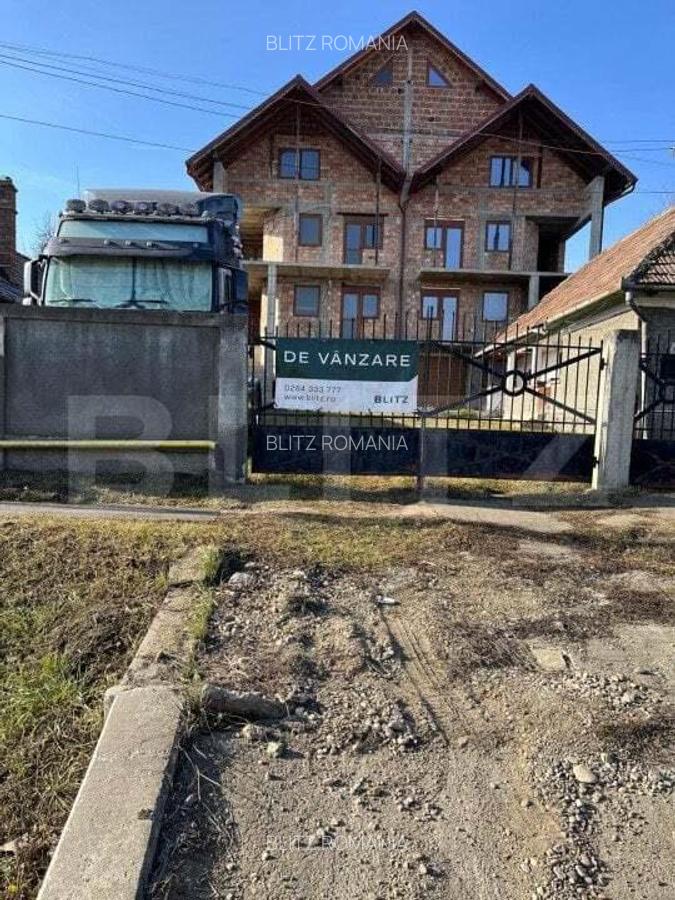 Duplex la rosu in Luna, langa Campia Turzii - 20