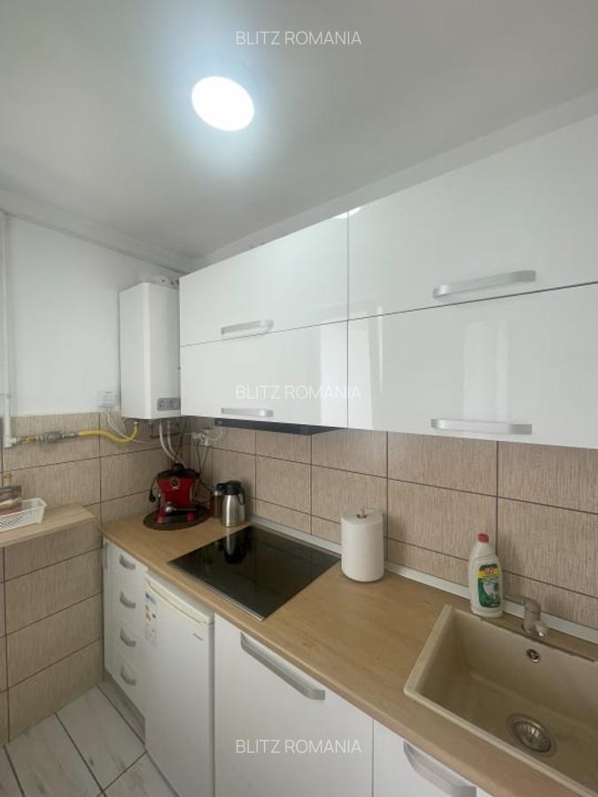 Oportunitate! Garsoniera de vanzare, 28 mp, balcon 6 mp, etaj 9, zona Vivo - 5