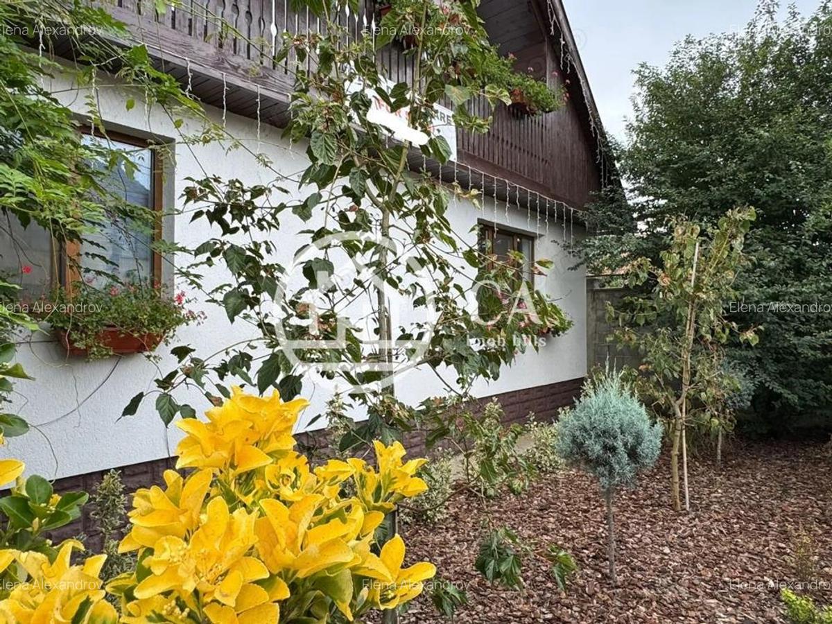 Casa de vanzare cu 4 camere si teren de 1000 mp in Salard, Bihor - 2