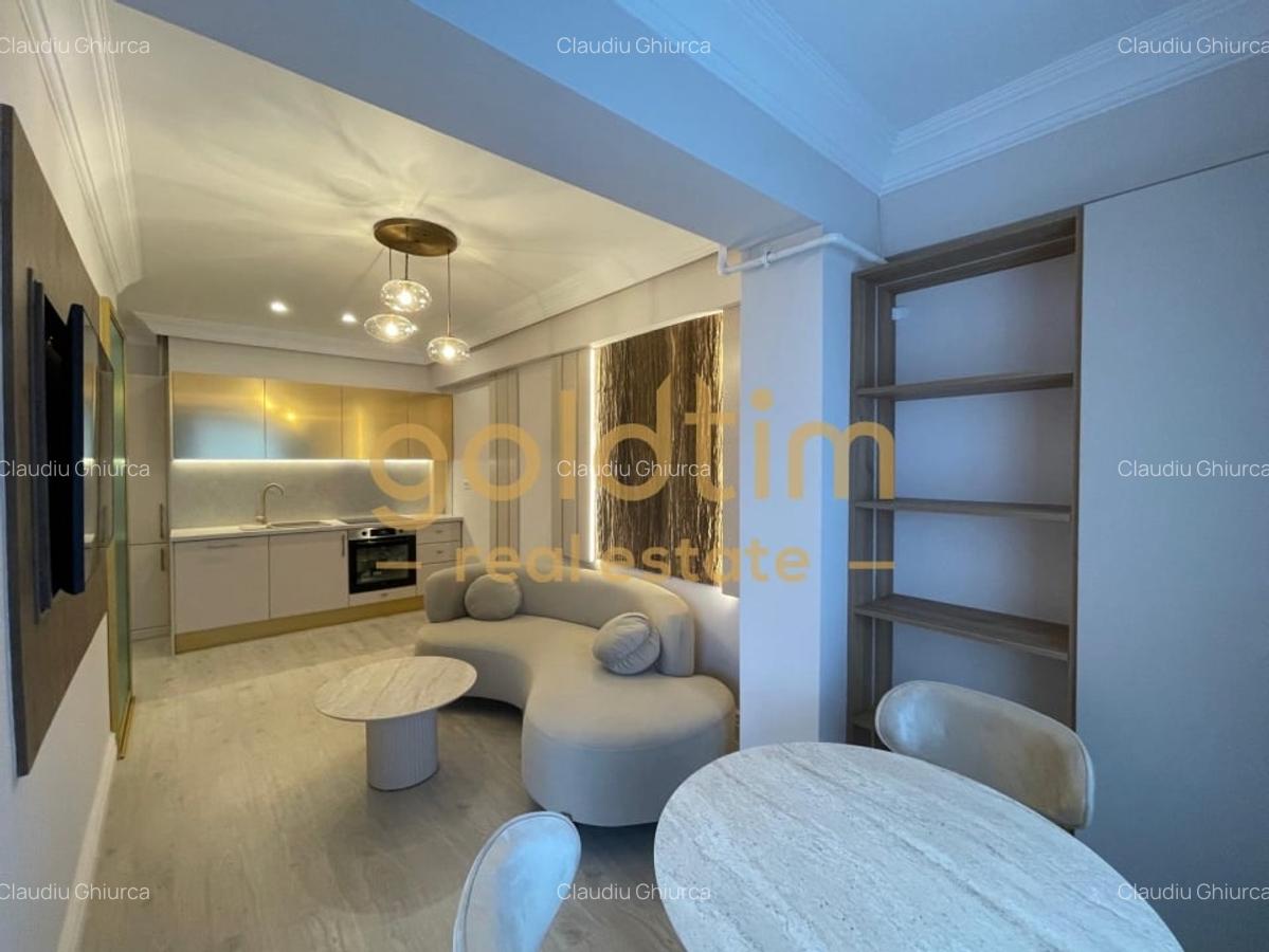 STUDIO SUPERB/DESIGN UNIC/PIPERA OMV/MOBILAT SI UTILAT - 1