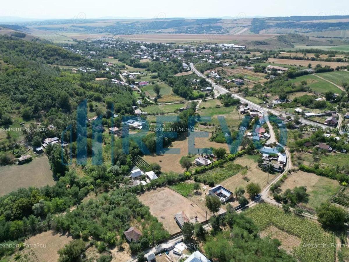 Casa ?i teren de vanzare in Parincea jud. Bacau. - 14