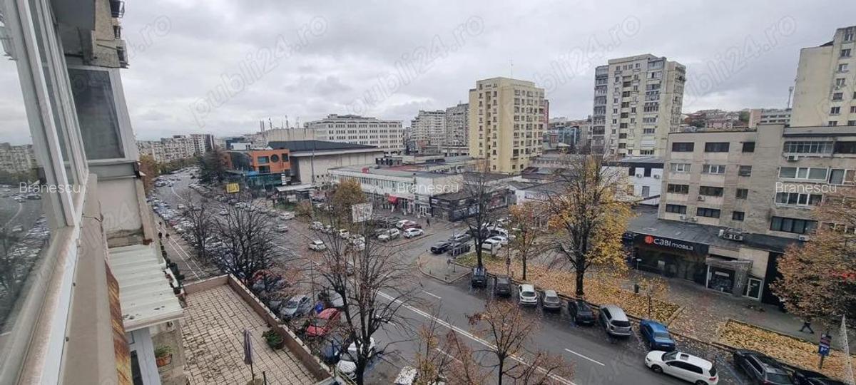 Inchiriez apart. 3 camere, Pitesti, I.C.Bratianu, deasupra Policlinicii 2 mai - 11