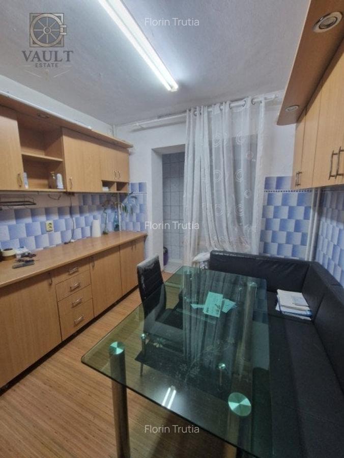 Apartament 3 camere - Fizicienilor - 13