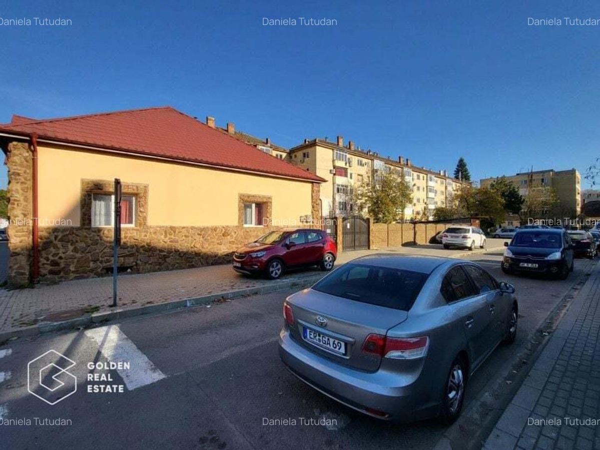 Casa cu teren de 842 mp, oras Lipova - 2