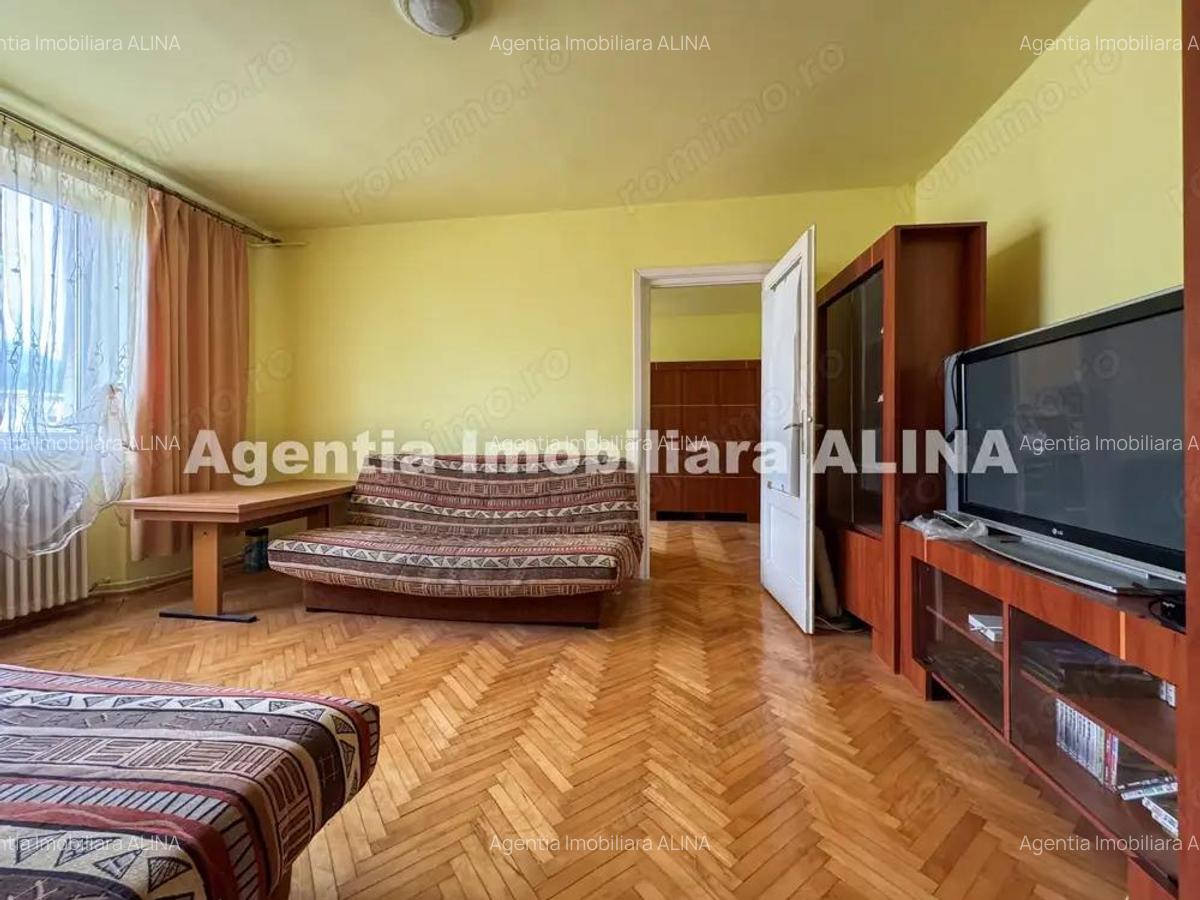 Ap. 2 camere in Deva, zona Iuliu Maniu, suprafata utila 45 mp, semidecomandat, etaj 3 - 12