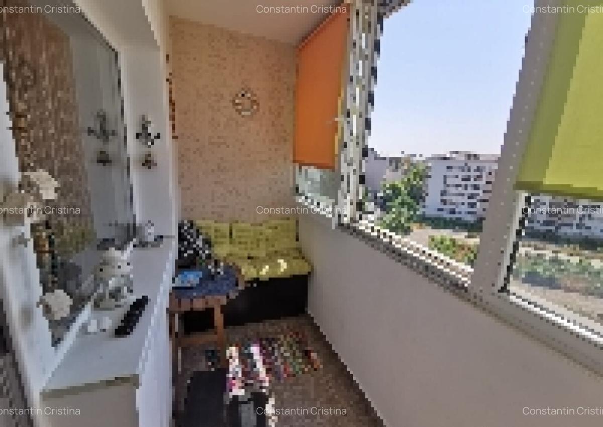 Inchiriez apartament 2 camere Matei Ambrozie - 1