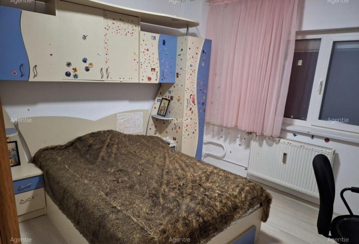Timpuri noi, Metrou, Apartament 4 camere, Mobilat! - 23