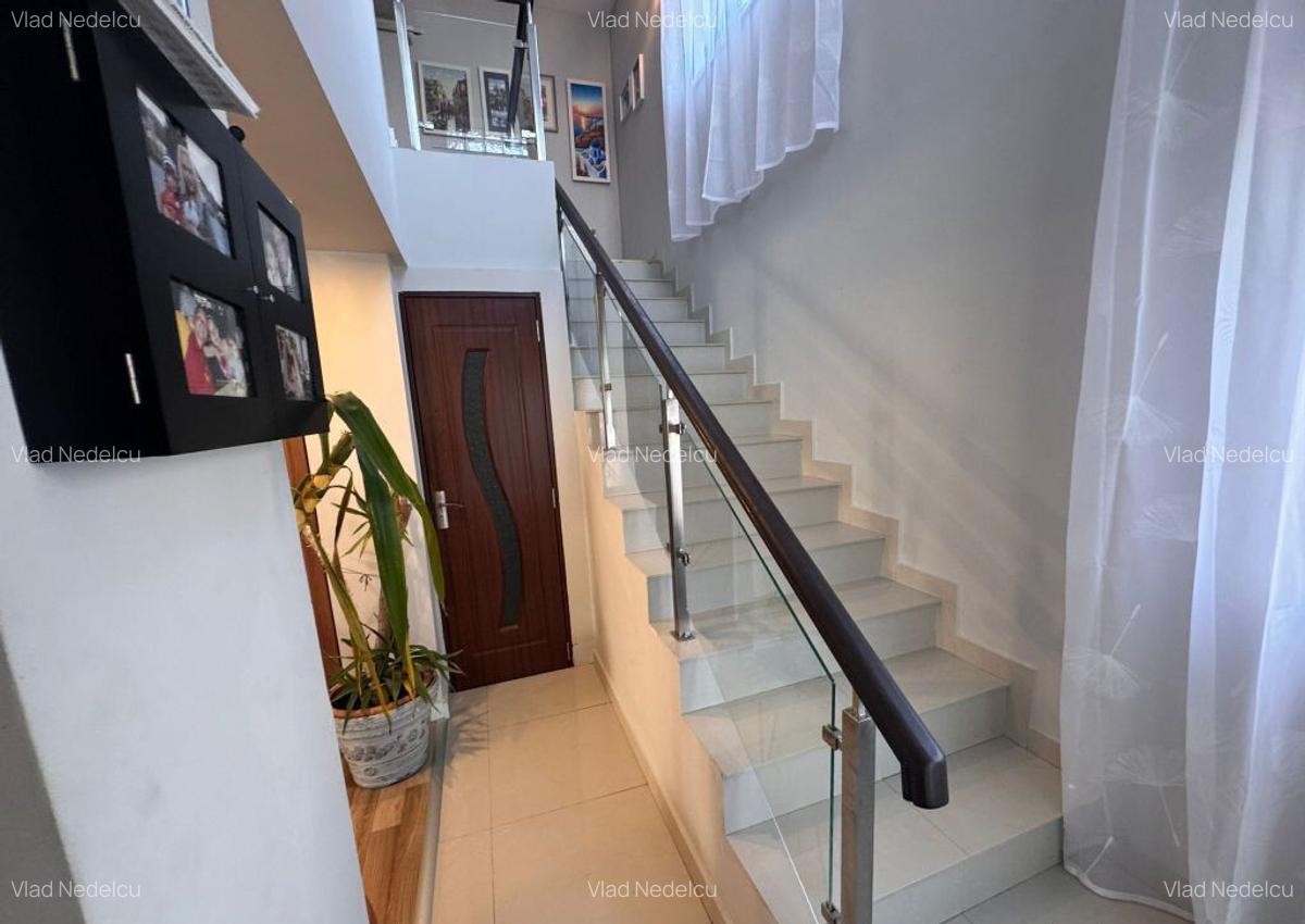 Casa 9 camere Glina 350 mp utili 1000 mp teren - 14