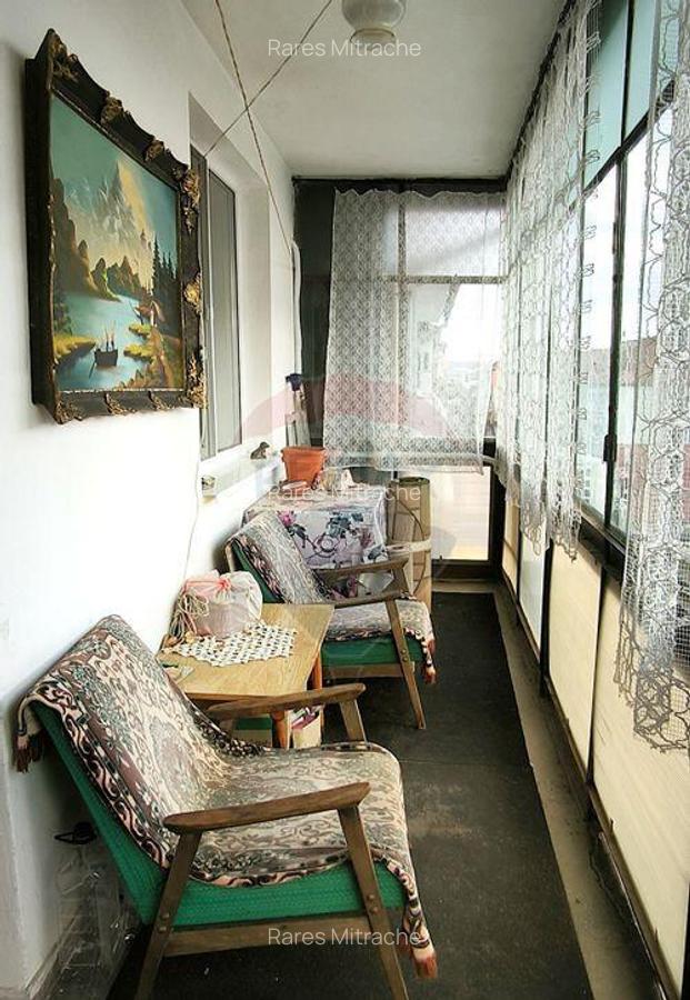 Apartament 3 camere decomandate zona excelenta, car... - 8