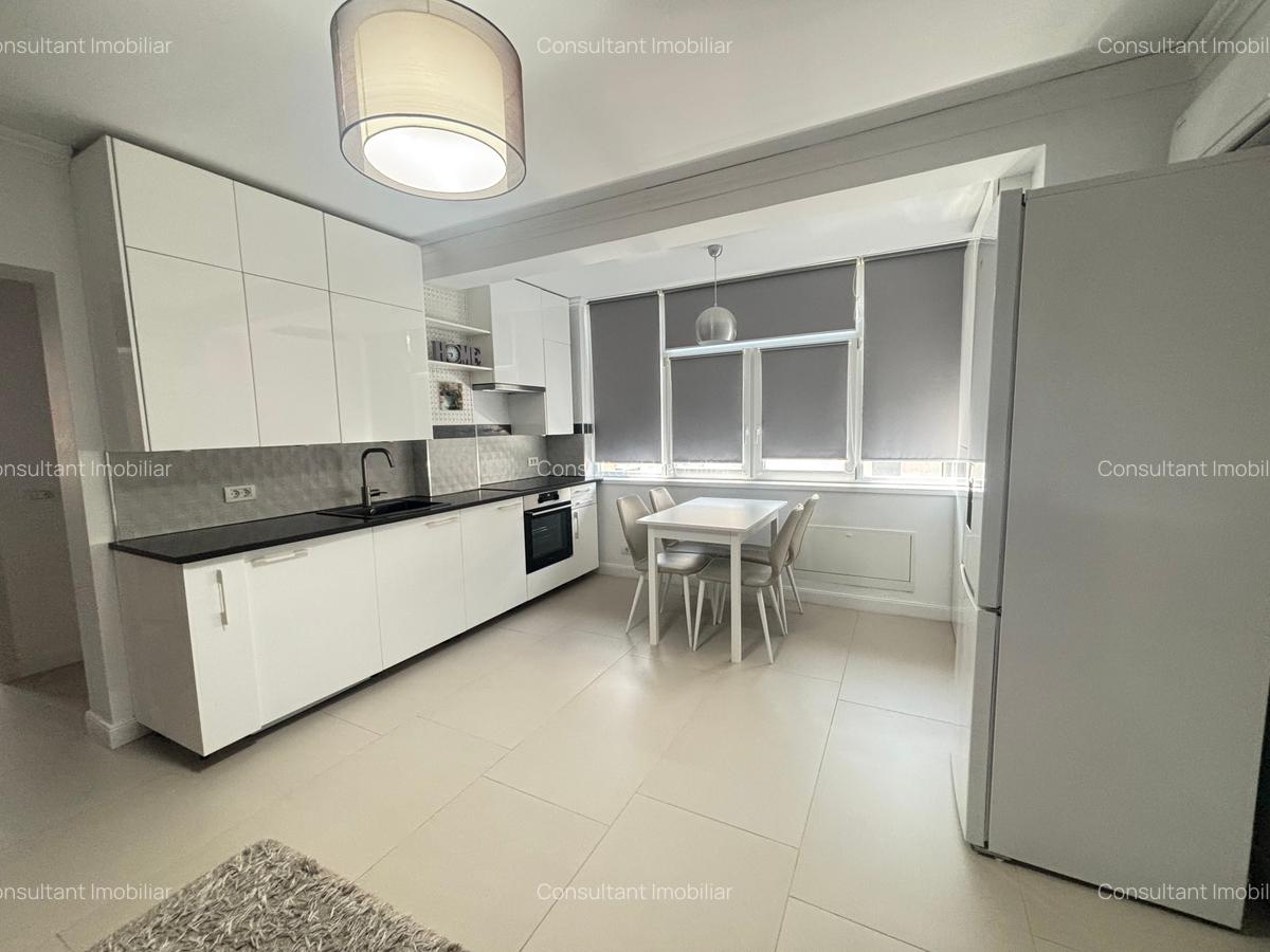 Închiriez ap 3 camere bloccnou Aradului 530 e - 3