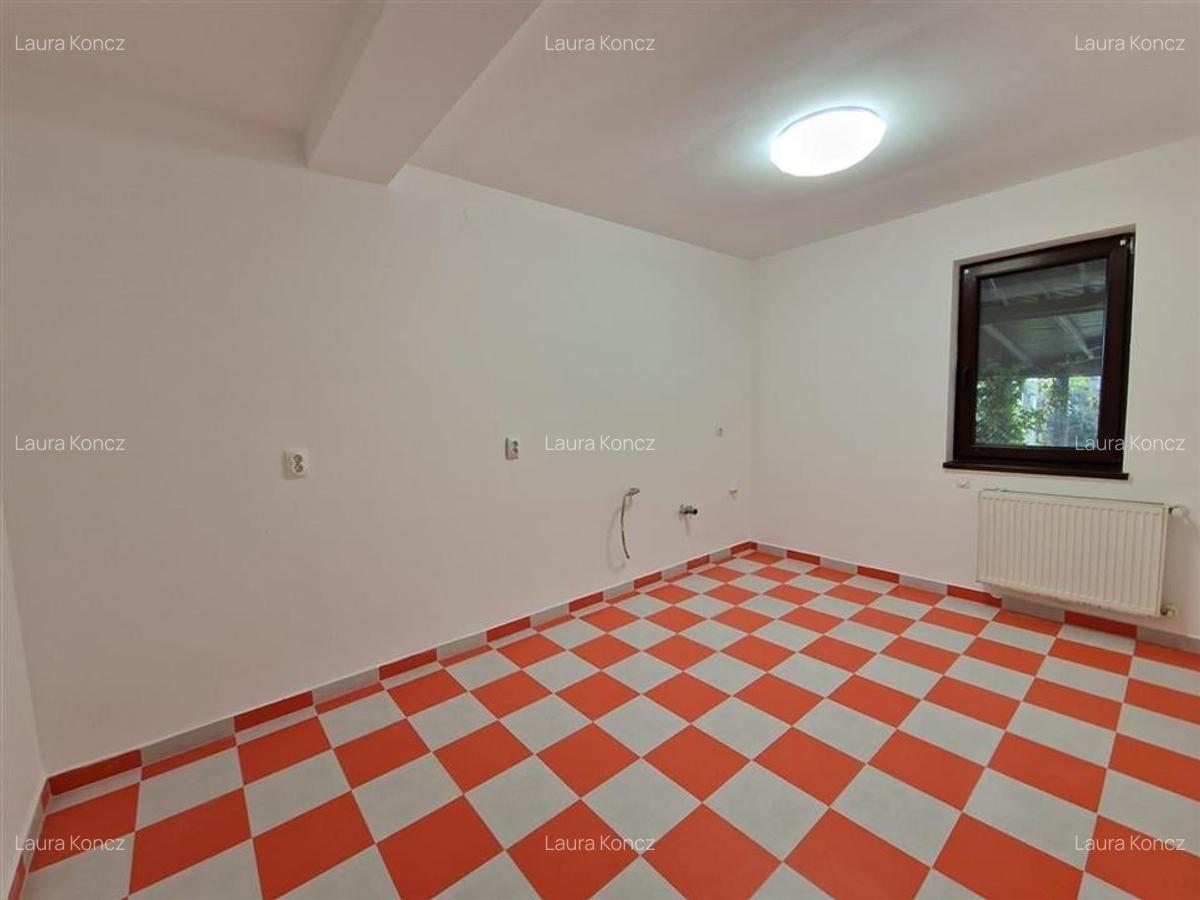 RECO Vila deosebita  in Santandrei cu teren generos - 31