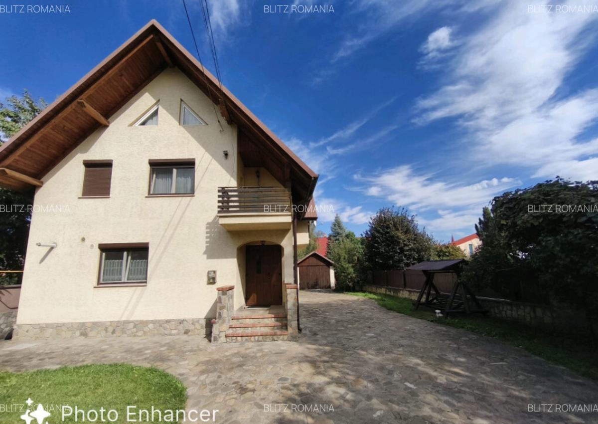 Casa 5 camere, zona ultracentrala, 1500mp teren, Radauti - 1
