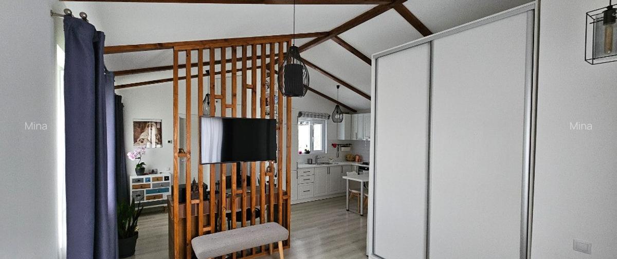 Casa cu priveliste si 980mp teren in Chinteni - 9