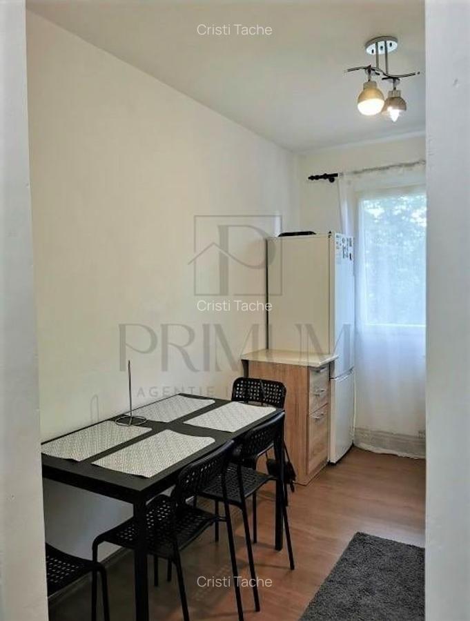 Apartament cu 4 camere decomandat în Dacia - 6