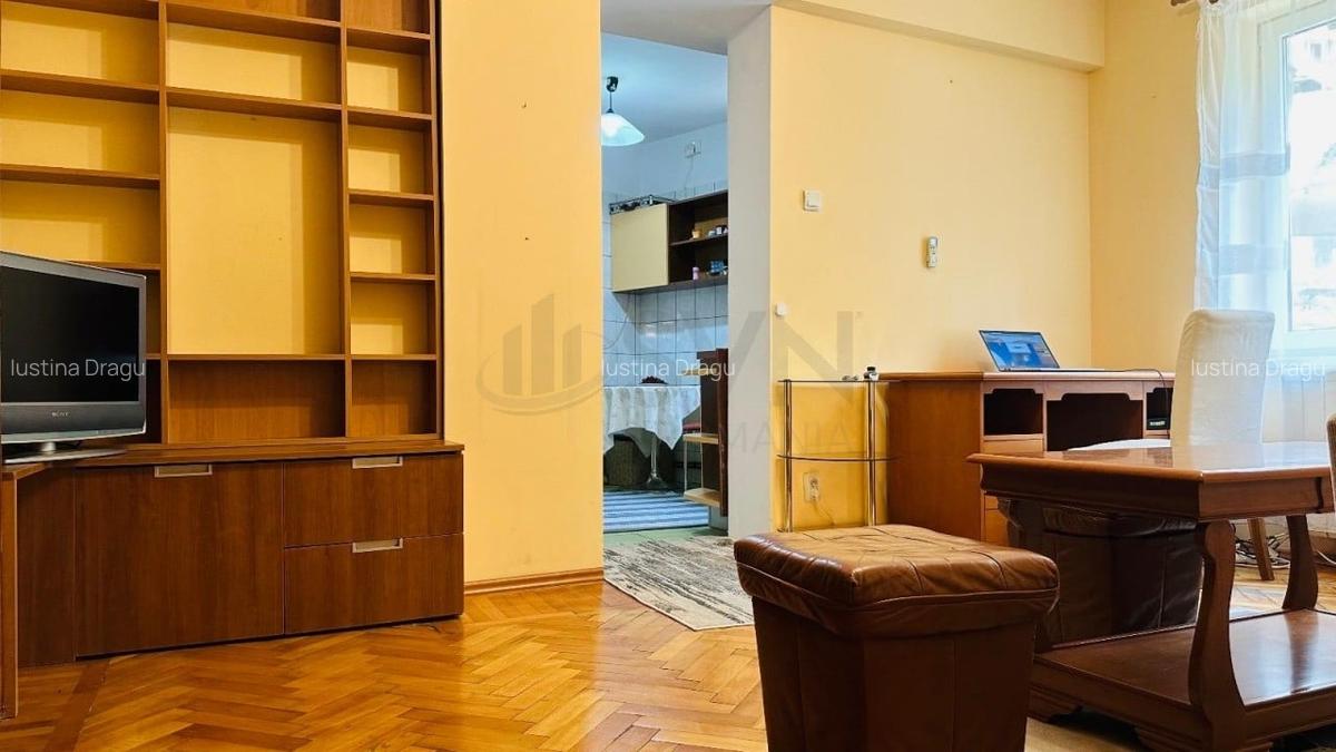 Apartament cu 2 camere semidecomandat în P-ța Romană - 3