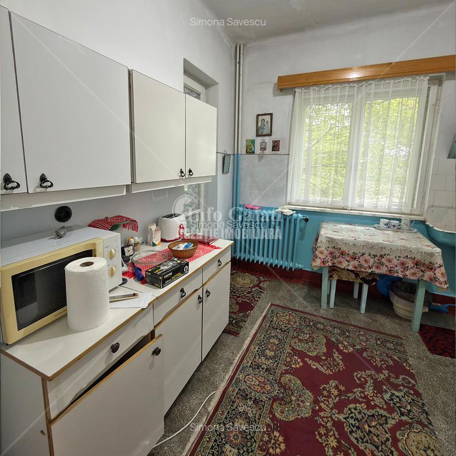 | Apartament cu 2 camere | Str. Cezar | parter | 48.000 Euro | - 4