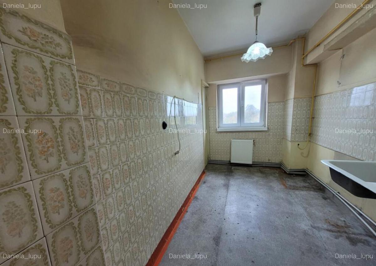 Apartament 4 camere - 82 mp - ultracentral - Targu Jiu - 6 Apartament 4 camere - 82 mp - ultracentral - Targu Jiu - 6