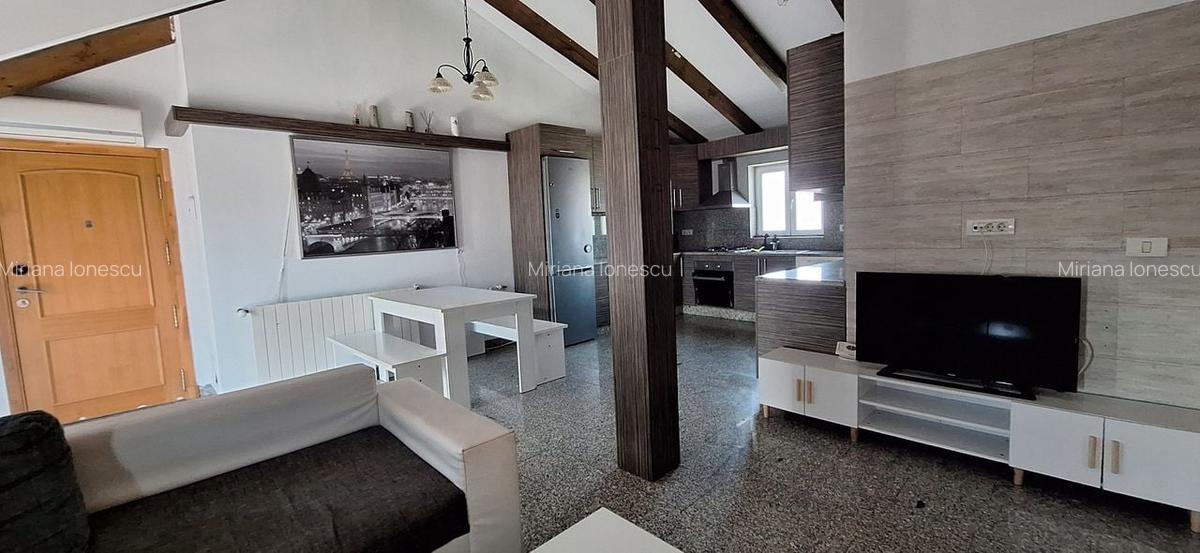 Apartament cu 3 camere semidecomandat, mobilat în Dumbrăvița - 3