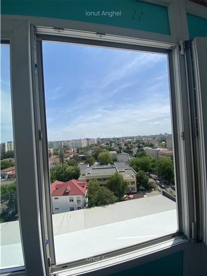 Apartament cu 3 camere decomandat în Tei - 7